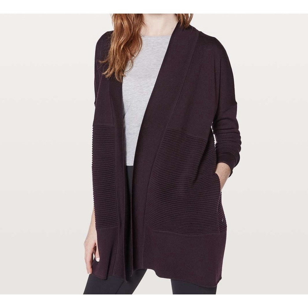 Lululemon Sit In Lotus Wrap II‎ Black Cherry Women's Size 4